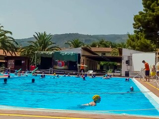 Der große Pool im Resort