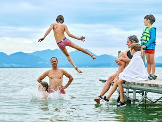 Urlaubshof Kirchmaier - Badespaß im Chiemsee