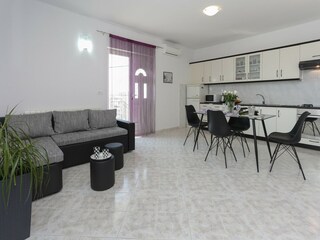 Appartement Kastel Kambelovac Kenmerken 1