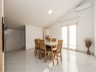 Apartment Vrsi Ausstattung 20