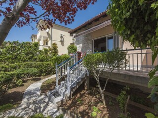 Maison de vacances Turanj Enregistrement extérieur 9