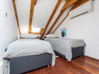Holiday house Baska Features 11