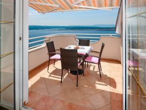 Schöne Wohnung in Dramalj mit Balkon/Terrasse