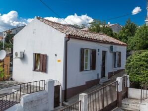 Schönes Ferienhaus mit überdachter Terrasse und Garten - Crikvenica - image1