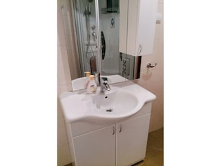 Apartment Suđurađ Ausstattung 8