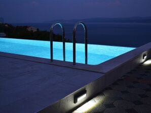 Sea view apartment with a shared pool - Lokva Rogoznica - image1