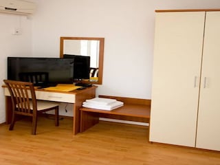 Apartment Lokva Rogoznica Features 30