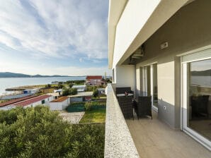 Sea-View Apartment with Garden - Sveti Petar - image1