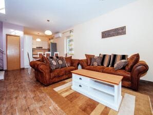 Geräumiges Ferienhaus mit großer Terrasse, 2 separate Einheiten, 5 Schlafzimmer, 4 Bäder, Wi-Fi - Pakostane - image1