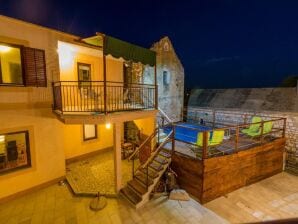 Grande maison de vacances avec piscine privée - Bribir - image1