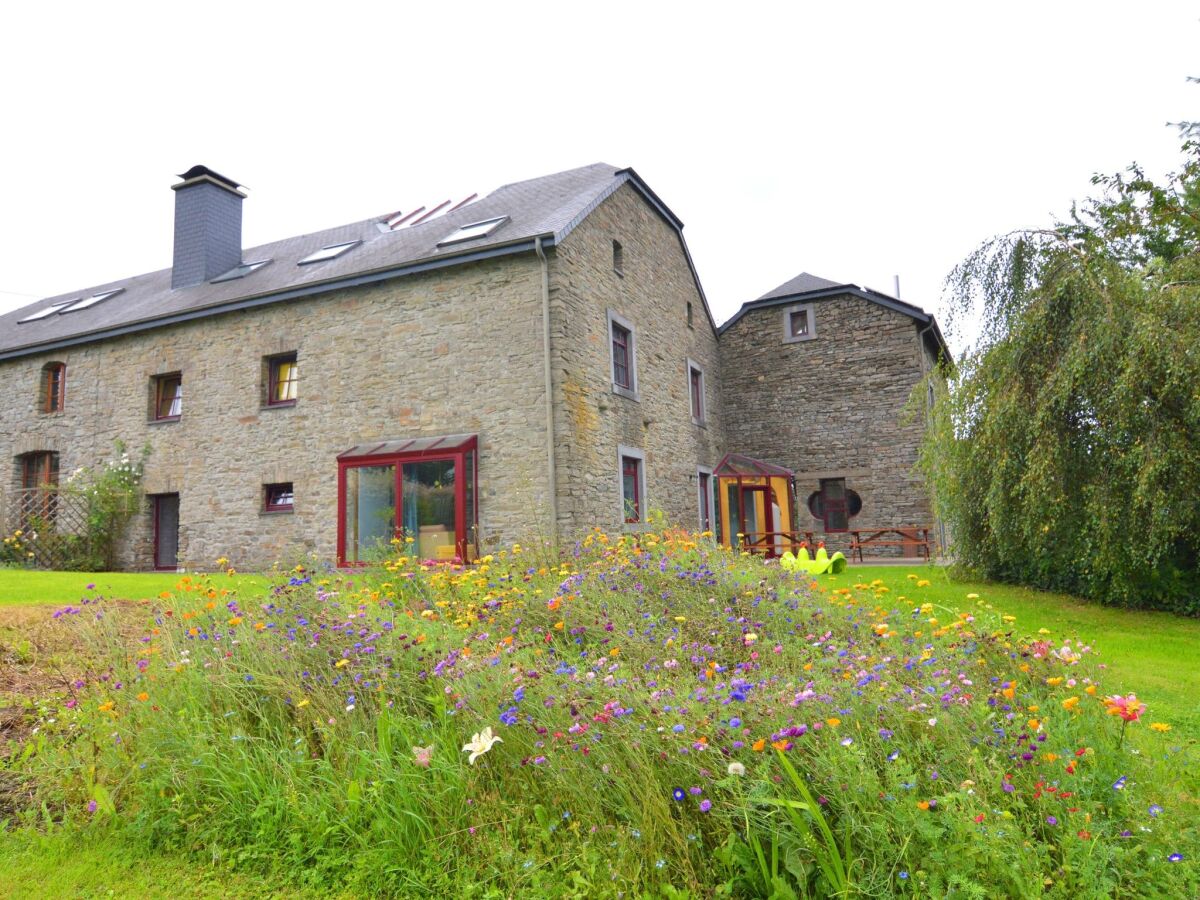 Type de propriété : Ferme Sainte-Ode Enregistrement extérieur 1