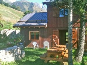 Chalet avec balcon dans les Alpes françaises - Valmorel - image1