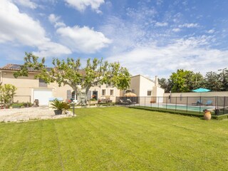 Villa Eyragues Omgeving 34