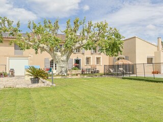 Villa Eyragues Omgeving 36
