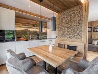 Küche und Essbereich