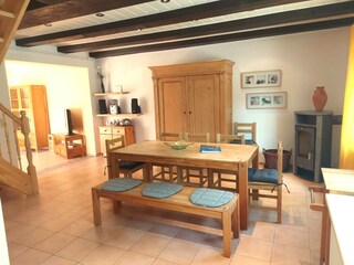 Offener heller Essbereich