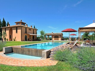 Villa Peccioli Buitenaudio-opname 1