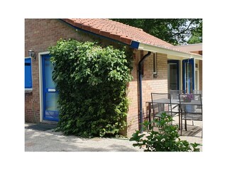 nach Süden und Westen ausgerichtete Terrasse