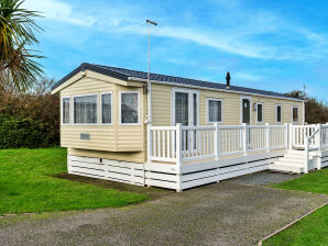 Chalet Phoenix Retreat - Coverack - image1