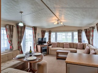Chalet Coverack Features 23