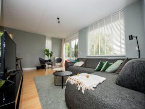 Ferienhaus Urlaubsflucht mit privatem Anlegesteg - Terherne - image1