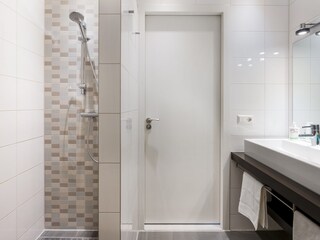 Bathroom - shower