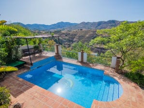 Holiday house Cubo's Casa Rural Jacaranda - Guaro - image1