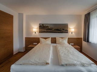 Sonnblick-Schlafzimmer2