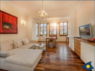 großzügiges Appartement im Erdgeschoss mit Terrasse