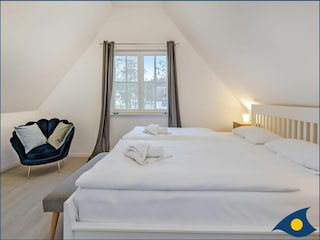 1. Schlafzimmer mit Doppelbett