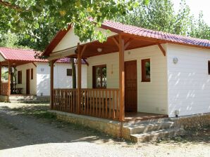 Ferienpark Gepflegter Bungalow in der Region Aragonien - La Puebla de Roda - image1