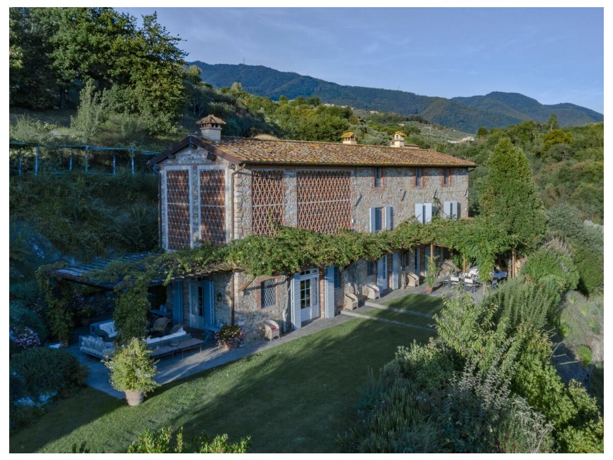 Villa Lucca Buitenaudio-opname 1