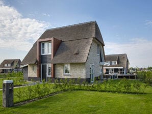 Vakantiepark Chique villa met een open haard bij Tjeukemeer - Delftstrahuizen - image1