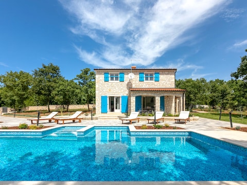 Villa Irena Funtana met zwembad