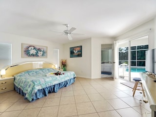 Master Schlafzimmer der Villa in Cape Coral, FL