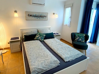 ein weiteres Schlafzimmer im 1. Stock mit kleinem Ba