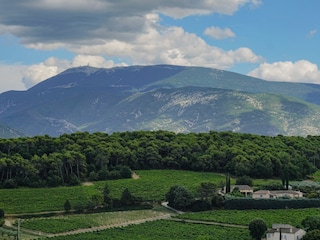 Blick von Terrasse auf Mont Ventoux