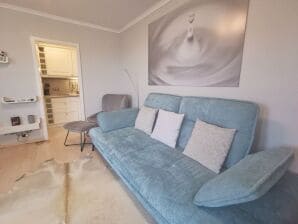 Obj 14 Carpe Diem ca 30 m zum Strand 2 Schlafzimmer Schwimmbad Sauna  2 TV WLAN  Balkon  für bis zu 4 Personen