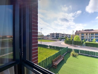 Apartment Welt Outdoor Recording 3