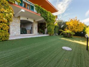 Confortable villa avec piscine privée, jardin, balcon, près du lac de Garde - Torri del Benaco - image1