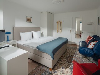 Wohn/und Schlafzimmer