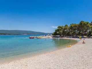 der Strand in Krk, kristallklares Meer