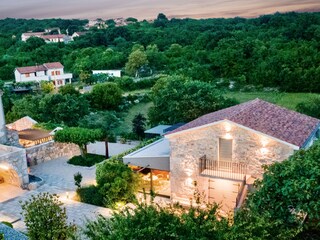 Villa Nenadići Características 23
