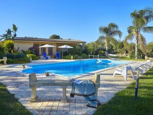 Casa de vacaciones Villa con piscina, cerca del Parque Arqueológico de Selinunte - Selinunte - image1