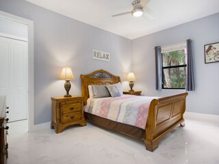 Second bedroom with Bathroom en suite