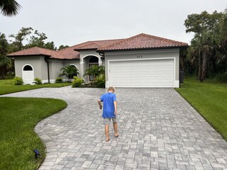 Villa Naples Outdoor Recording 8