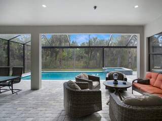 Villa Naples Outdoor Recording 7