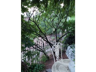 8bb103e7-eb54-4f35-a0ad-c36590378fc2