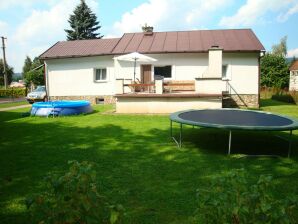 Holiday house Komfortables Ferienhaus mit Swimmingpool in Mladé Buky - Horní Maršov - image1