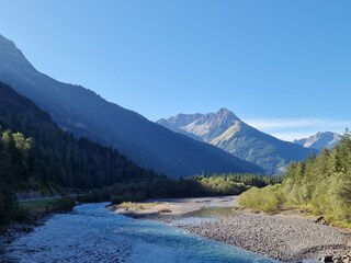 Höfen  mit Blick ins Lechtal